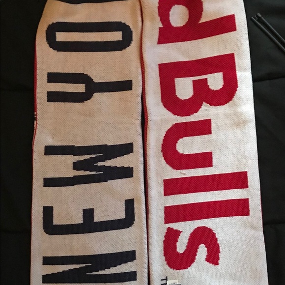 Adidas Redbull Scarf for Sale! - Picture 4 of 4